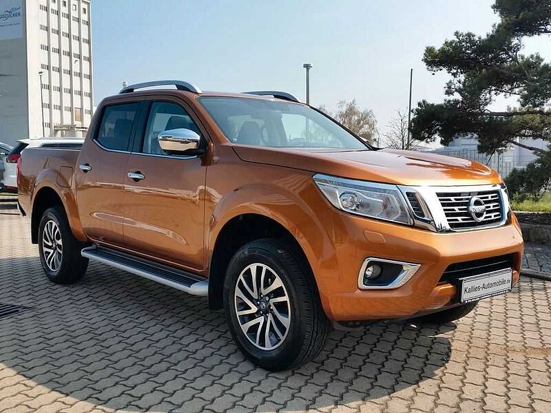 Nissan Navara 4x4 DC Tekna LED+LEDER+NAVI+AHK+ROLLO+1VB