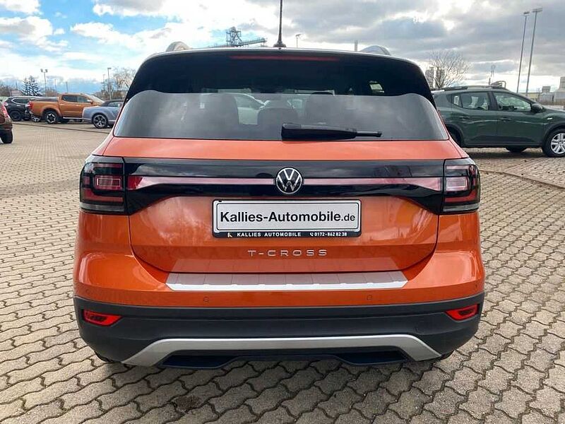 Volkswagen T-Cross 1.0 Active KLIMA+2xPDC+NAVI+SHZ