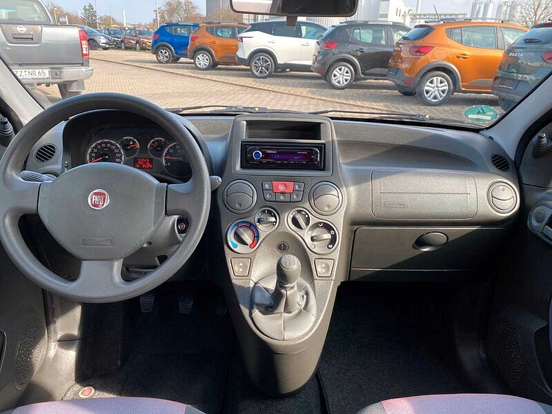 Fiat Panda 1.2 8V Dynamic RADIO+KLIMA+2VORB+TÜV-NEU